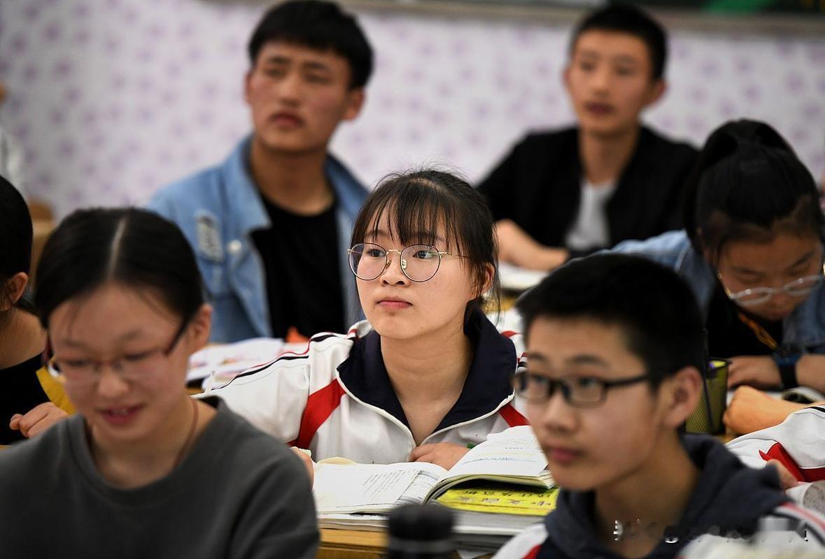 对高一各个科目的难度，学习方法的认识都是最为基础，也是难度最大的部分，往往很多学