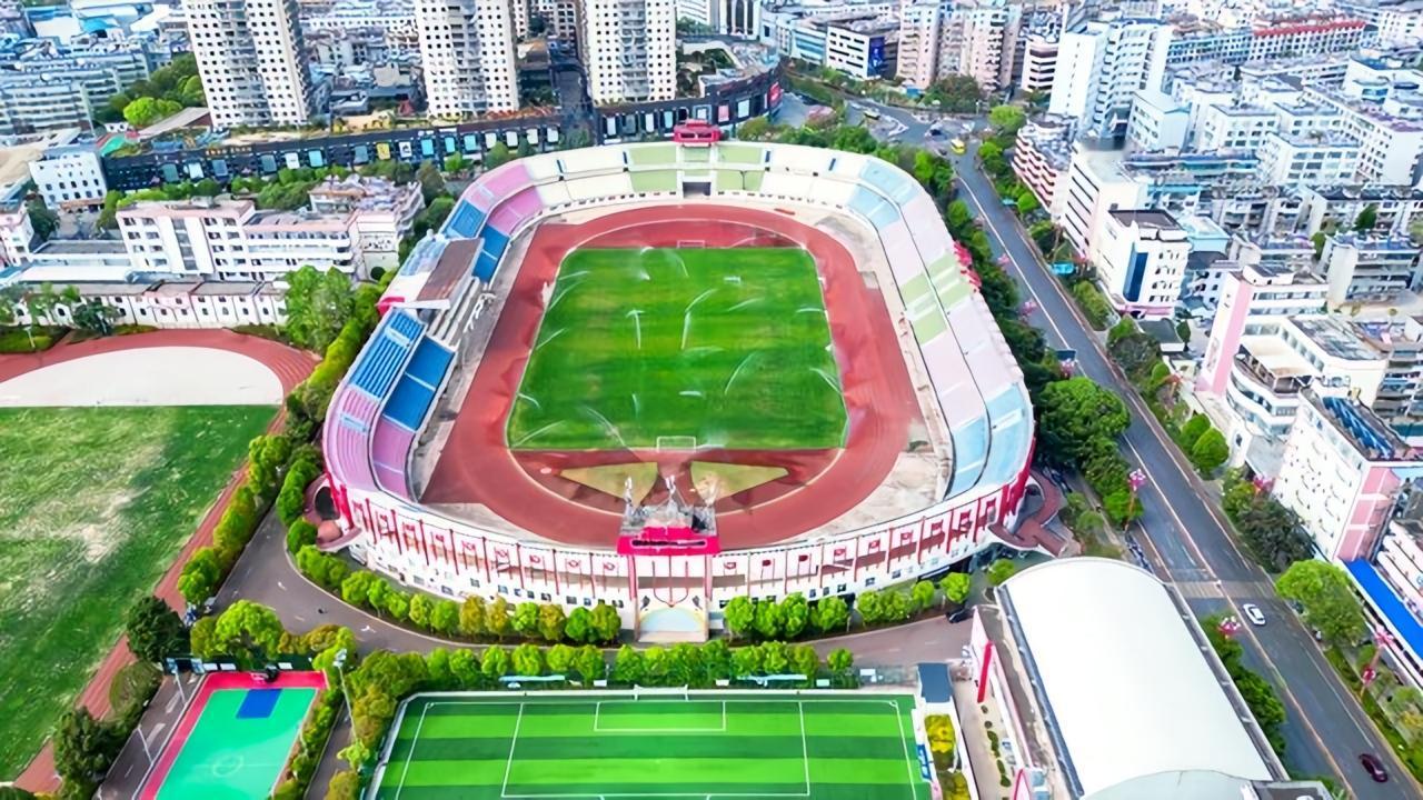 冬窗期，云南玉昆开启“换血”模式，这冠军豪赌能成吗？此次冬歇，他们换帅、连签十人