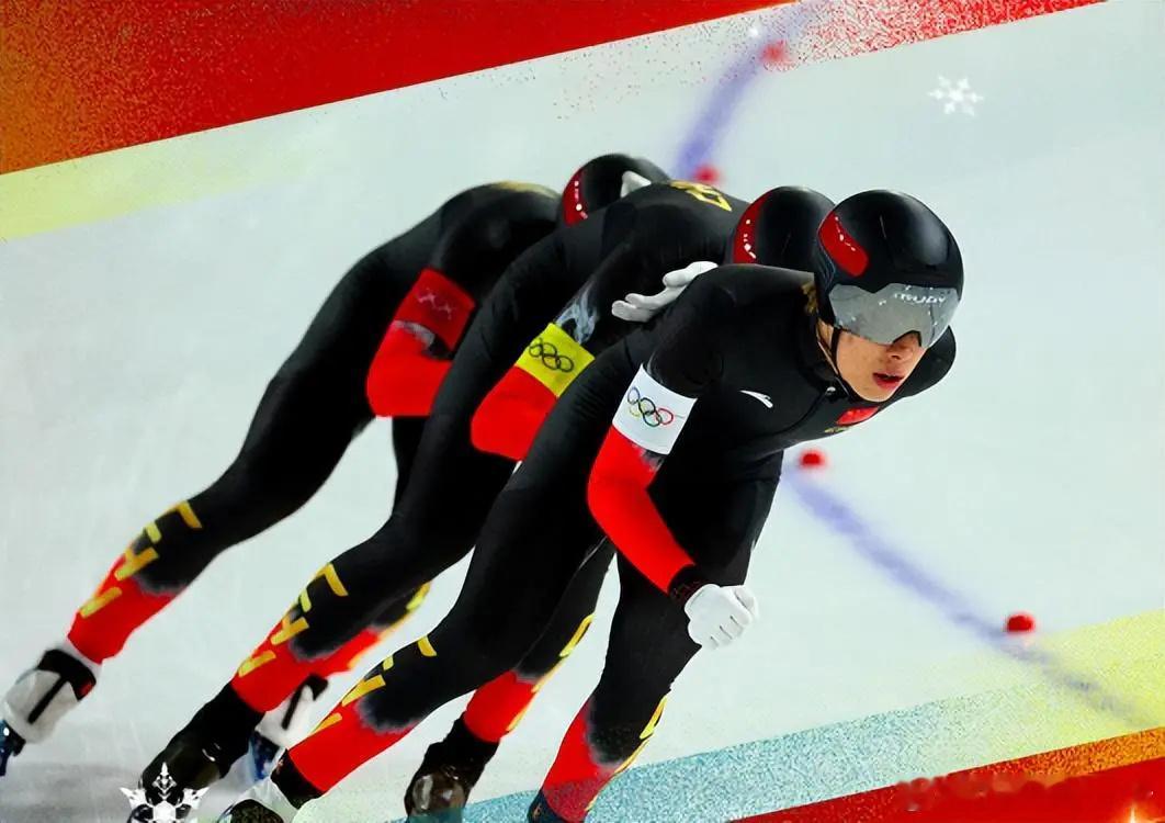 创历史！中国男团队员泪洒赛场：0.09秒优势夺铜 手拉手上台领奖北京时间2月17