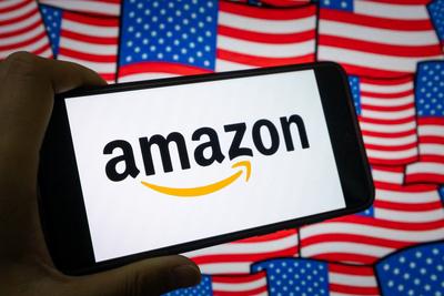 3月6日，伊朗媒体报道称，伊朗袭击了亚马逊数据中心，美国科技巨头首次成为战场目标