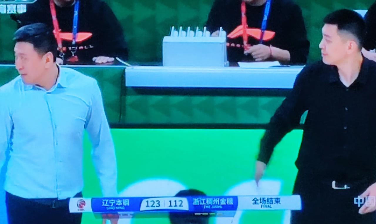 CBA首场，辽宁战浙江，由于有双外援上场，比赛还是挺有观赏性的，基本都是外援主导