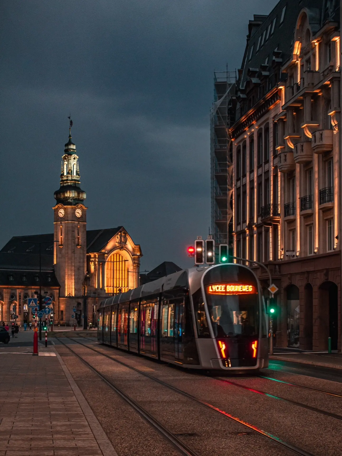 世界首富卢森堡 月薪三万得领低保🇱🇺。月薪四千欧元（三万人民币）以...