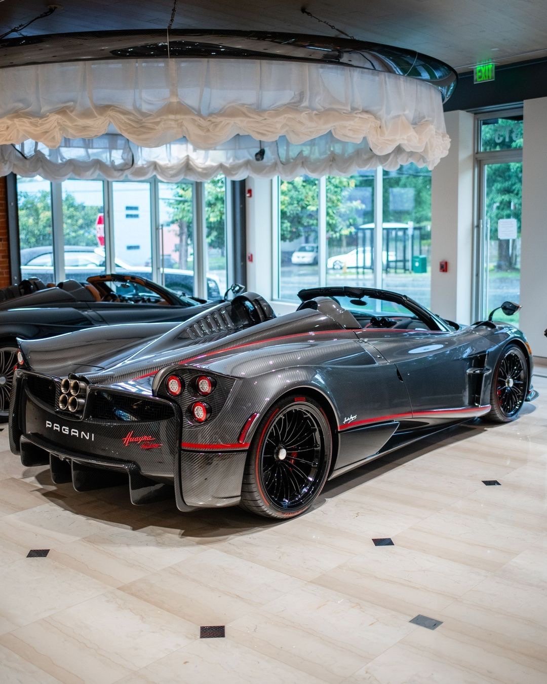 帕加尼Huayra Roadster ​​​