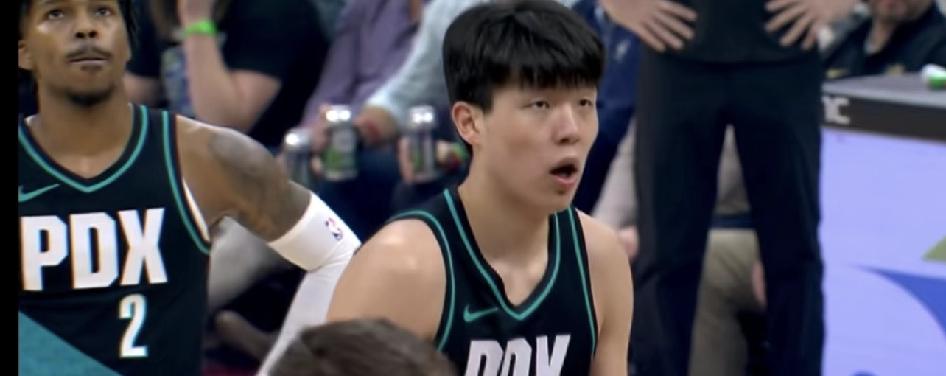 杨瀚森这场打得好！5+2+1+1！

杨瀚森上场时间太短，5分钟2分1篮板1盖帽