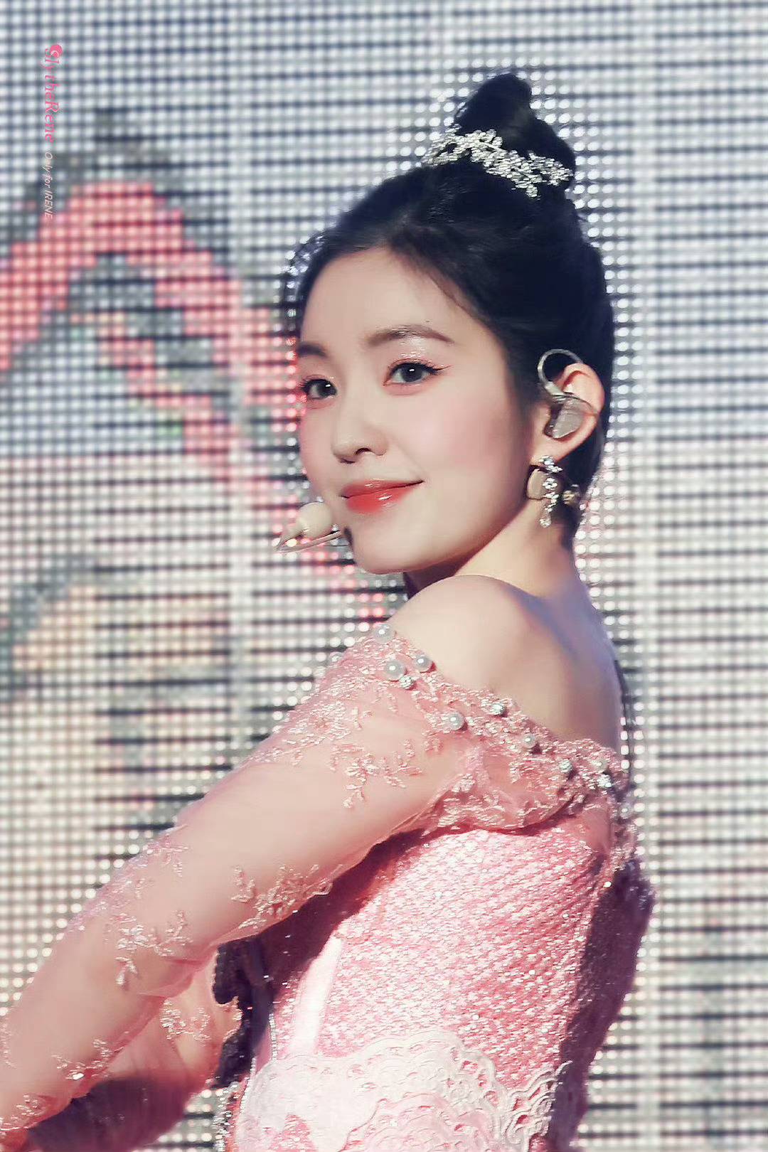 Irene[超话]  裴珠泫  看得出她是公主👸🏻💗 