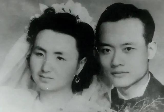 丈夫死后捐献遗体，14年后，妻子也将自己的遗体捐出，最后夫妻俩以特殊的方式“重逢