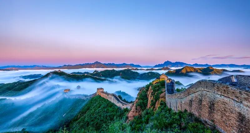我们拼了四十多年，好日子刚开头，凭什么让外人来摘桃子？
中国将从10月1日起正式