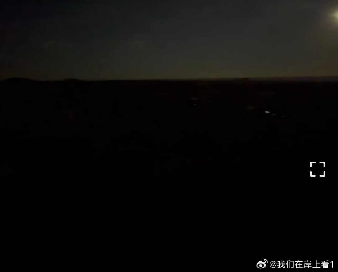 俄罗斯占领的乌克兰顿涅茨克进入了一片黑暗，再也看不到光明了。不是缺油那么简单，而