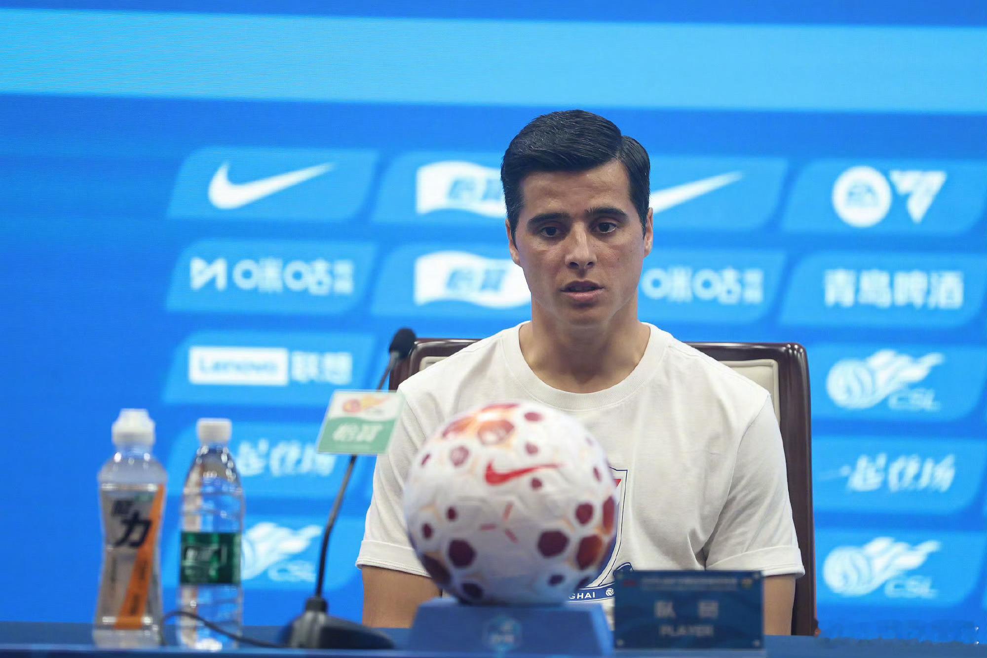 上海申花特谢拉:经过这段时间的调整，我的身体情况恢复得不错，明天能否出场还要看教