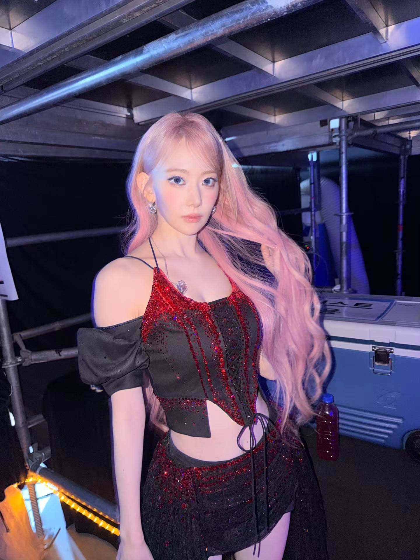 LESSERAFIM🐱宮脇咲良炽烈樱绽 【IG】260802 宮脇咲良更新PU