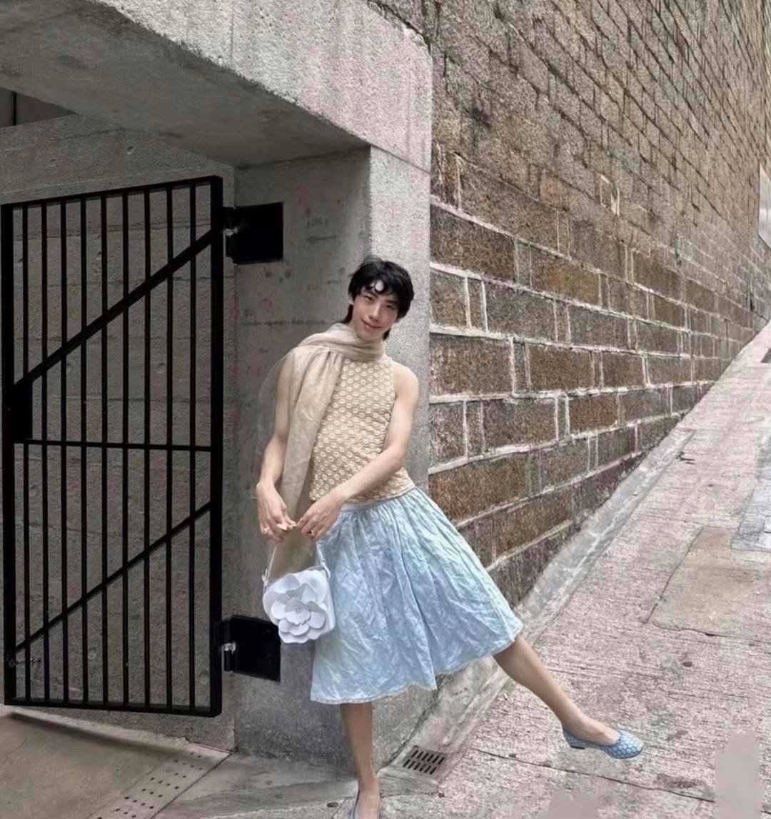 伊能静不管管她儿子吗？ 