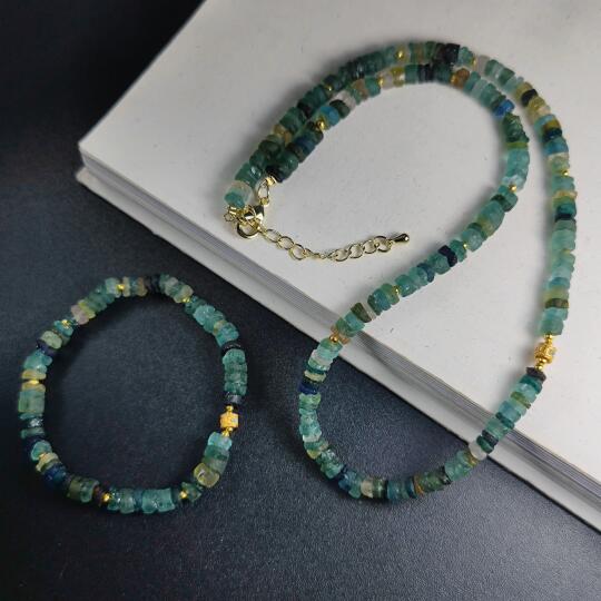 52元一条，古罗马琉璃，为什么说它又老又新？