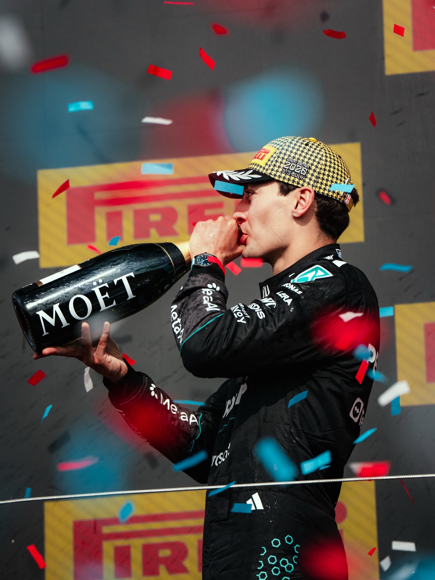 GeorgeRussell2026F1英国大奖赛 找了下摄影师原图，明明原片色调