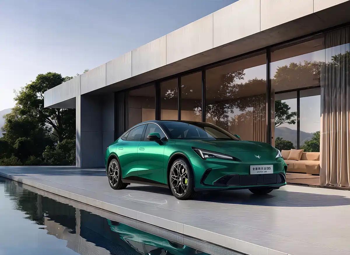 新款极狐阿尔法S5好看啊，再加上一套增程动力，你觉得卖多少钱会爆？3月1号出预售