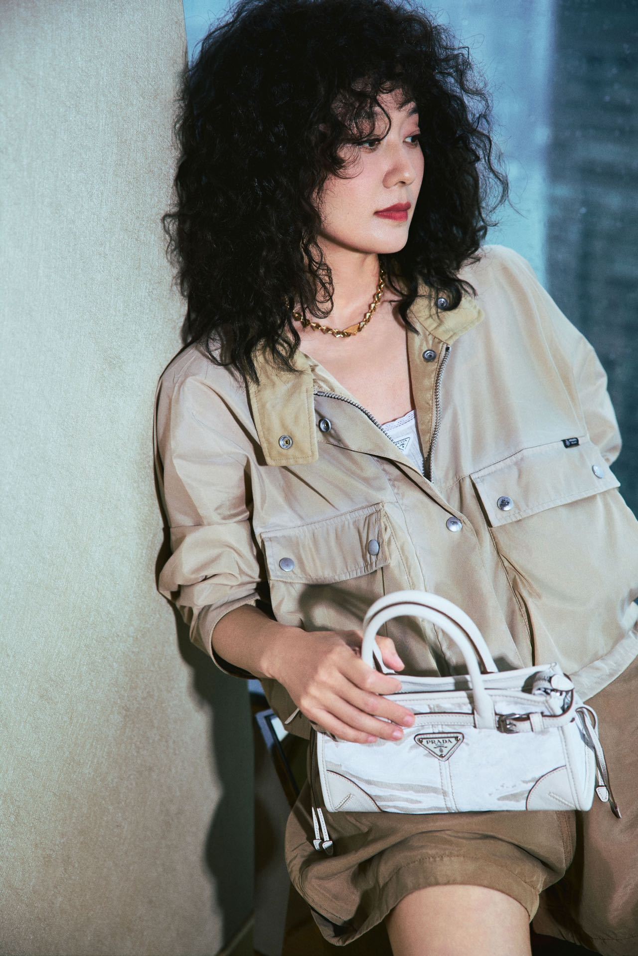 Prada 代言人马伊琍、演员朱珠、胡一天、邓凯今日 Prada White S