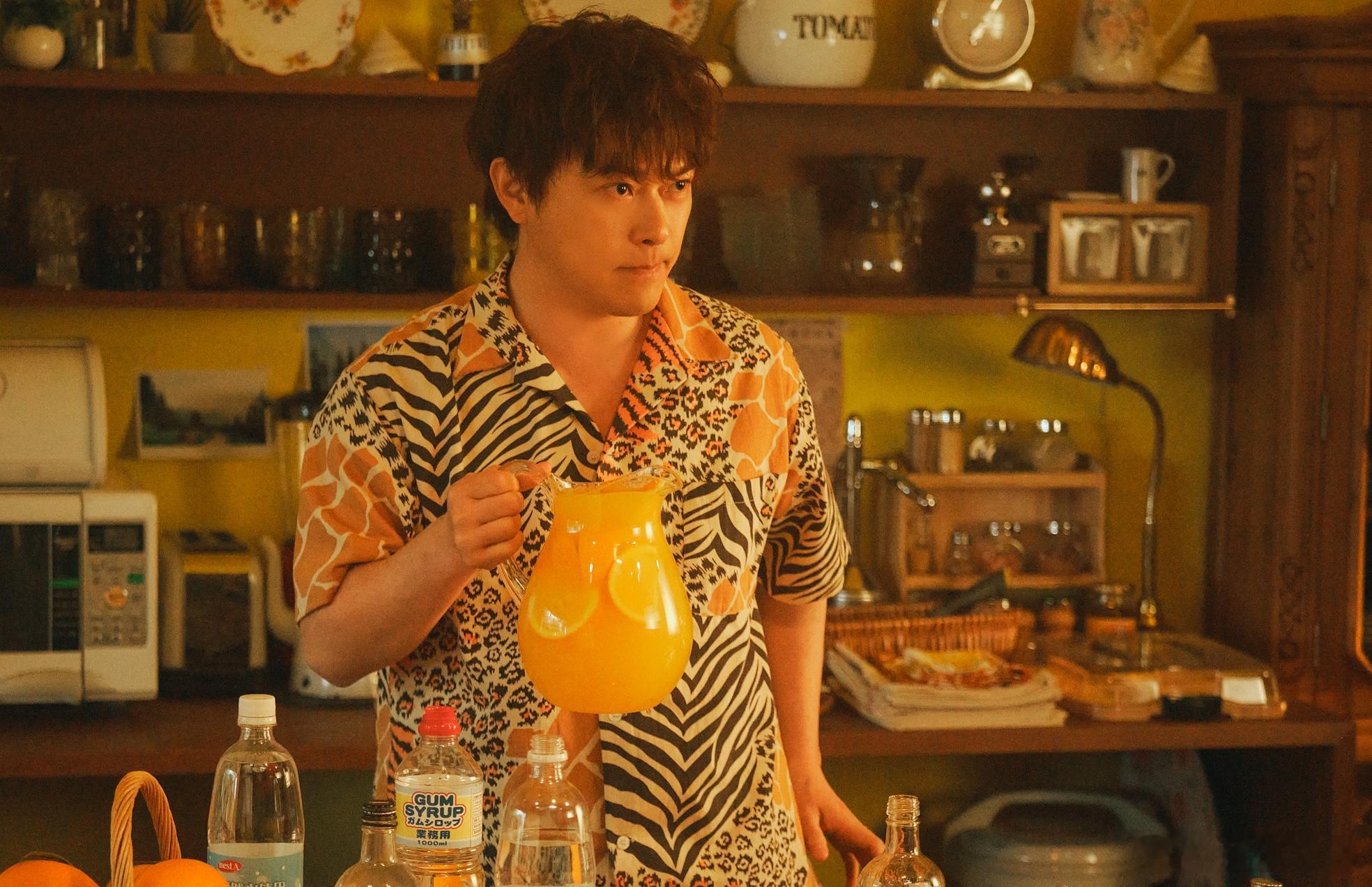 海外影视速递桥本环奈蔡钟协JongHyeop双主演连续剧《度假法则》公开剧照。本