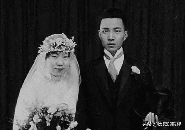 1934年史量才葬礼，沈秋水弹完《广陵散》当众立誓：此生绝不与他合葬
 
193