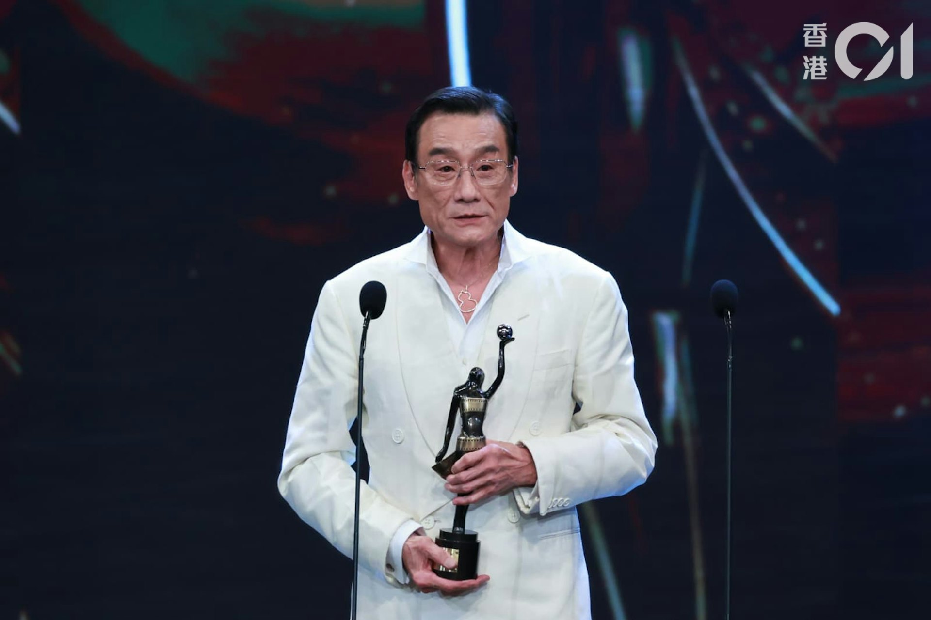 梁家辉说，今年是金像奖第 44 届，也是他入行 44 年，这次获奖意义非凡：“这