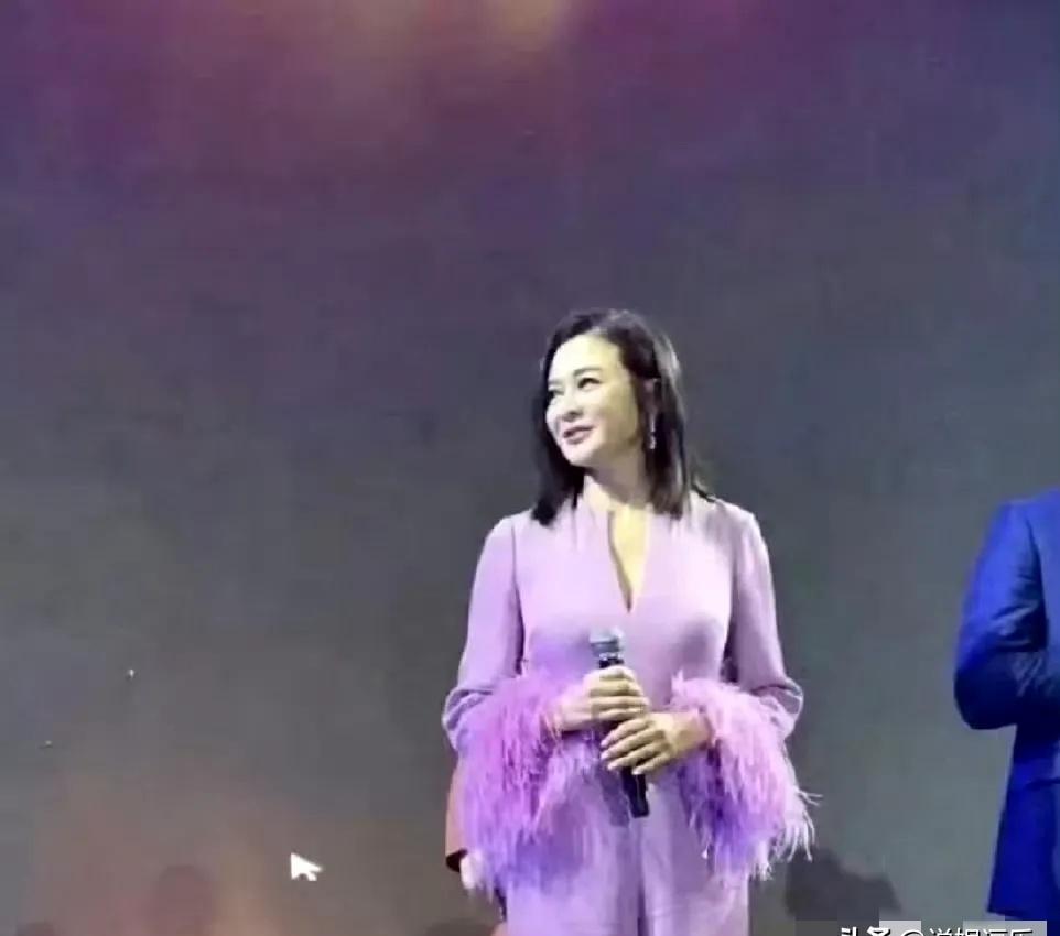 63岁关之琳至今无子，竟说自己“不后悔”？
！
这女人到底在想什么！
香江第一美