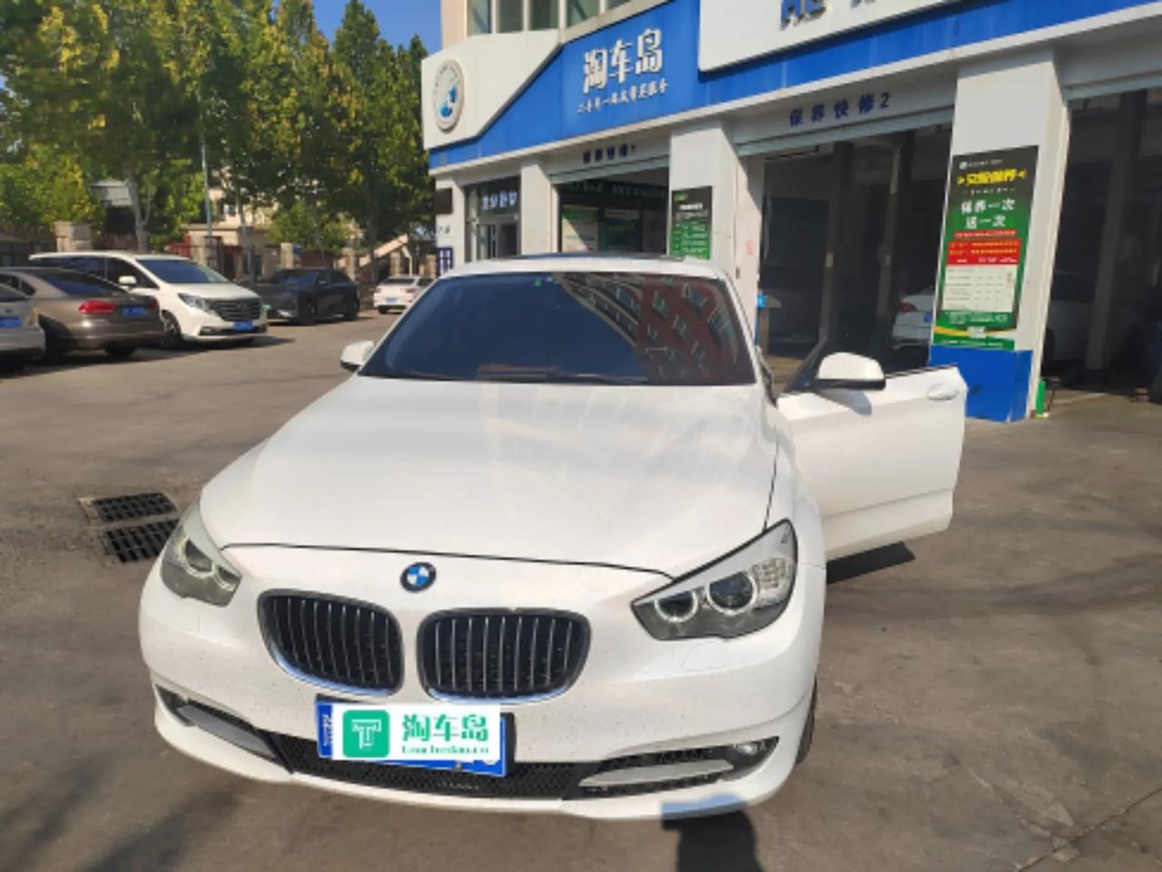 80多万的车，现在就值几万块的白菜价了。[绿帽子][绿帽子]
​13款13年8月