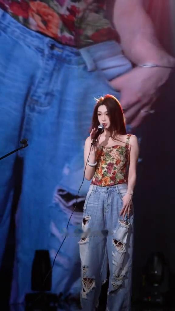 从女性观点让我明白地说：无论你是挖心掏肺、呼天抢地或是热情如火，不只白白惹人讨厌