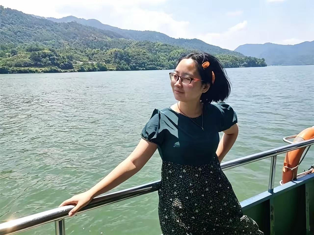 她被称为史上含金量最高的文科女状元。她正是2018年福建文科状元黄亦陈。当年，他