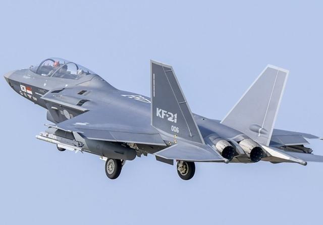 中韩两国在航空发动机领域的差距一目了然。韩国新研发的涡扇发动机，设计最大推力目标