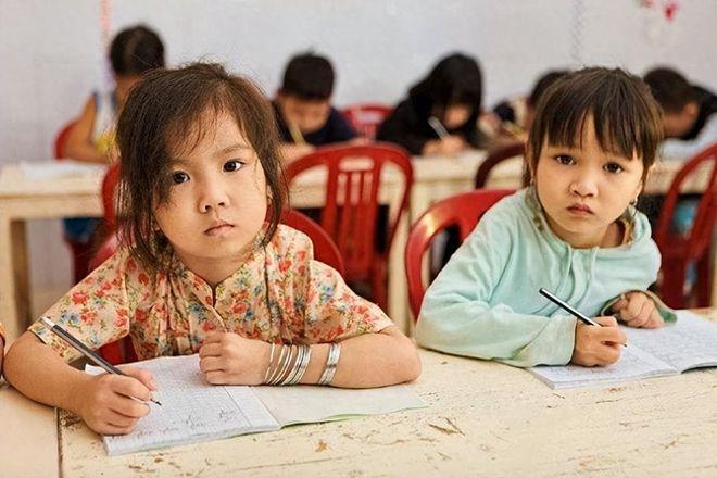 越南正式宣布使用汉语教科书，从2024年起，将中文纳入小学3、4年级的必修课。越