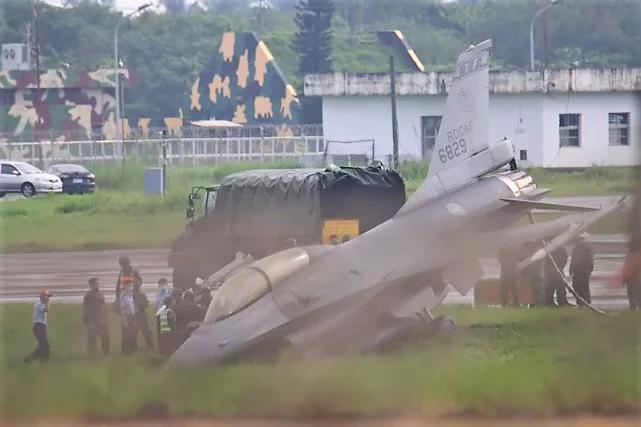 美国又又坠机了，美国政府停摆，很多部门工资停发，要是一点影响都没有是不可能的，尤