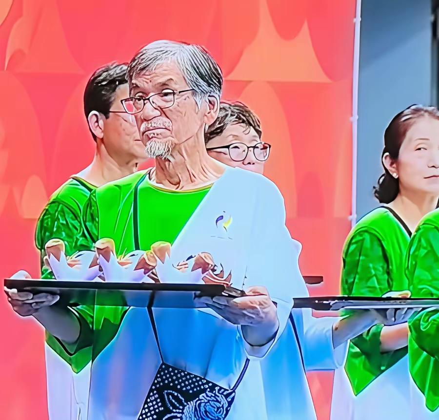 日本亚运会礼仪太亮了！
看了这么多年，
大大小小各种运动会，还真是第一次见！这些