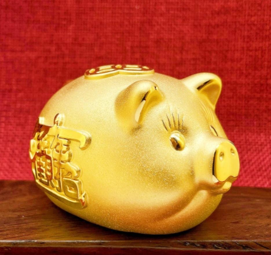 今天黄金的最新价格！

今天是2026年的5月4日，星期一，现在是中午12点钟，