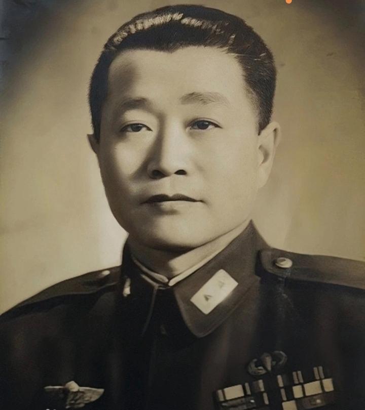 杜聿明晚年复盘淮海：打败三十万国军的不止粟裕，还有刘斐这位沉默高官？
 
提起淮