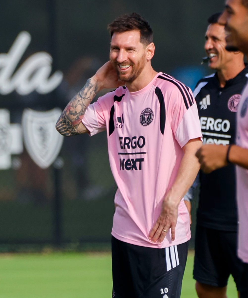 梅西今天的训练。足球