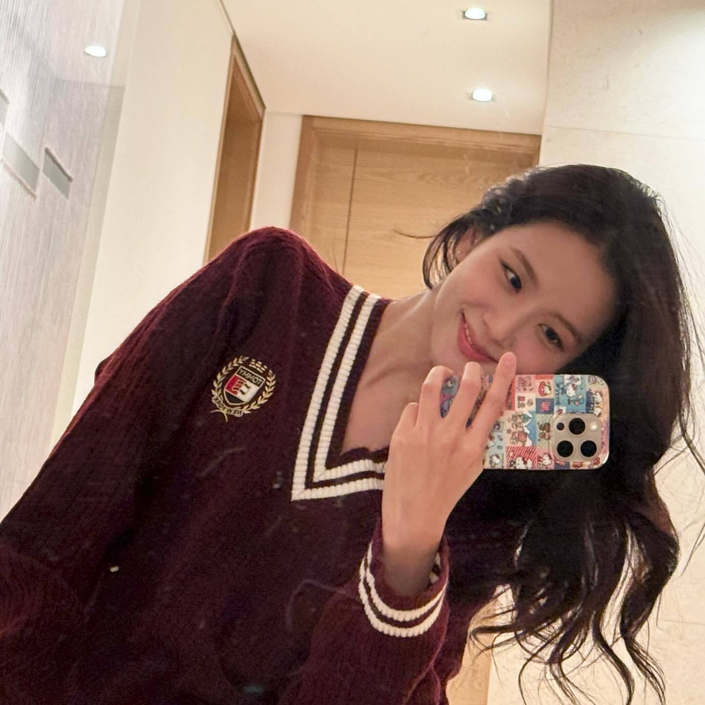 Jisoo 
