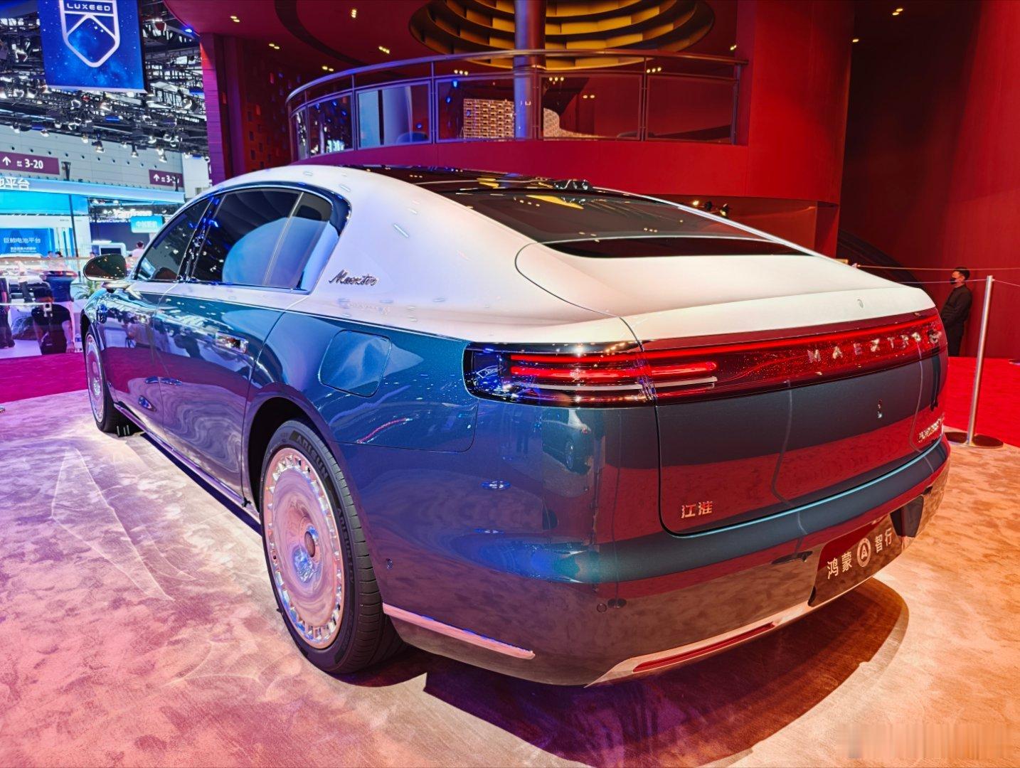 尊敬S800典藏大观，高端定制版。预售价160~200万，大家感受一下。2026