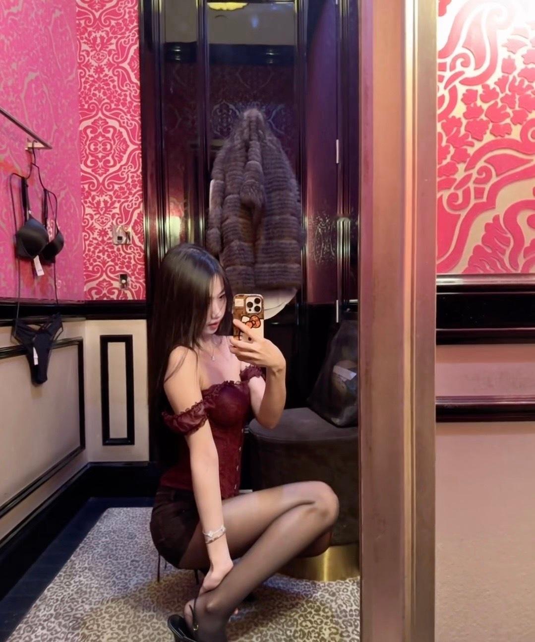 时间得意，春风嘉许，我遇上你  