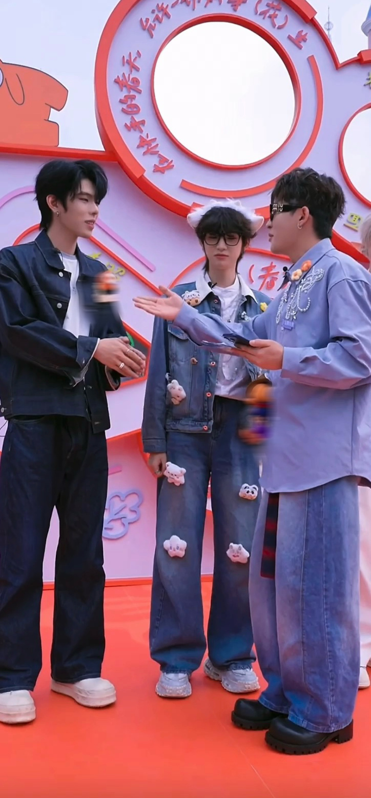 沈阳游乐园NPC比爱豆还会营业知道沈阳吃的好，但不知道游乐园NPC竟然吃这么好?