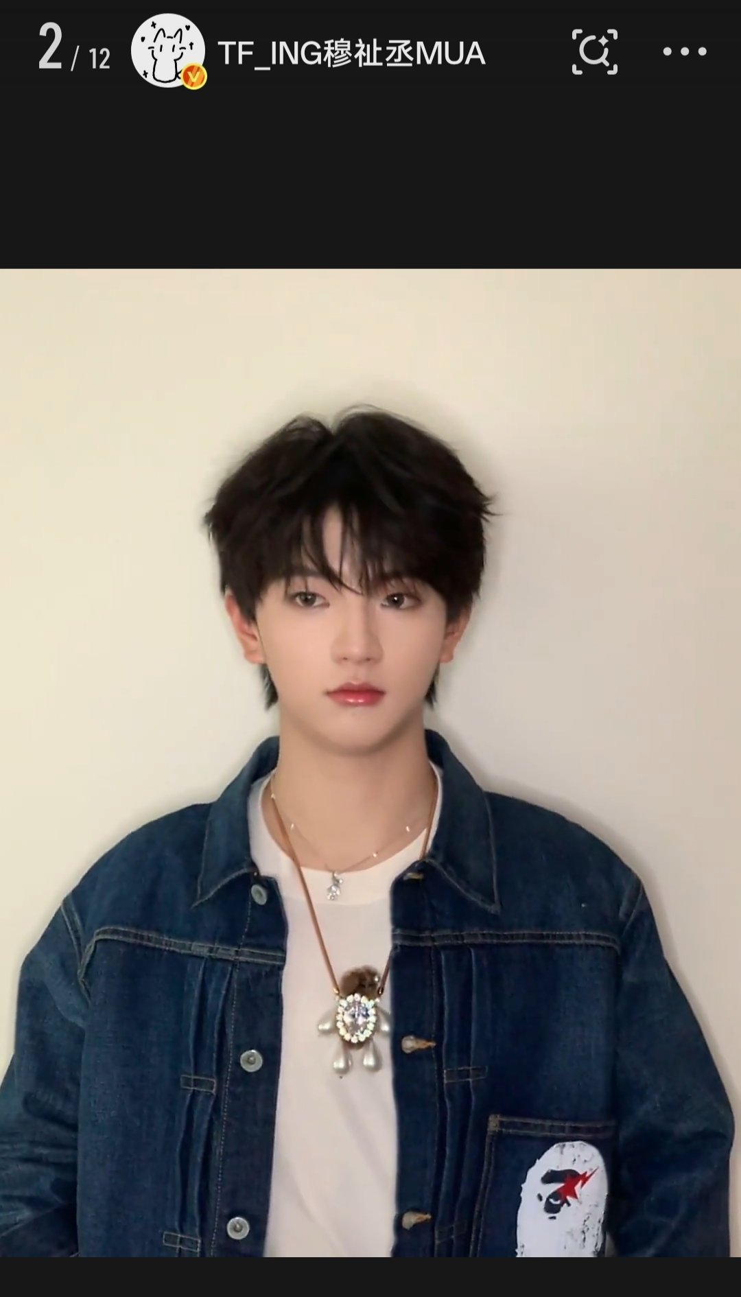 我懂了第二张live图是展示体态课成果 