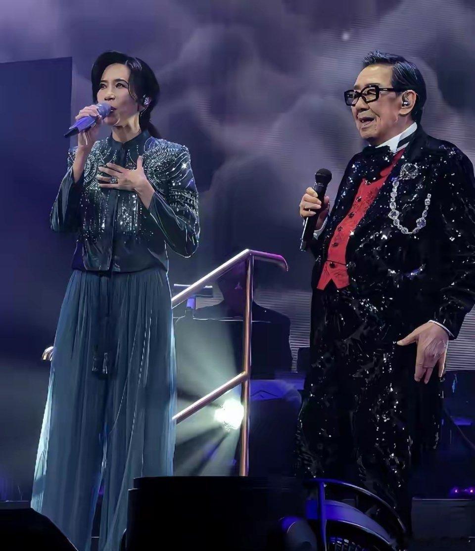 6月7日，94岁港星“修哥”胡枫在香港体育馆举行演唱会。演唱会尾声正式宣布胡枫以