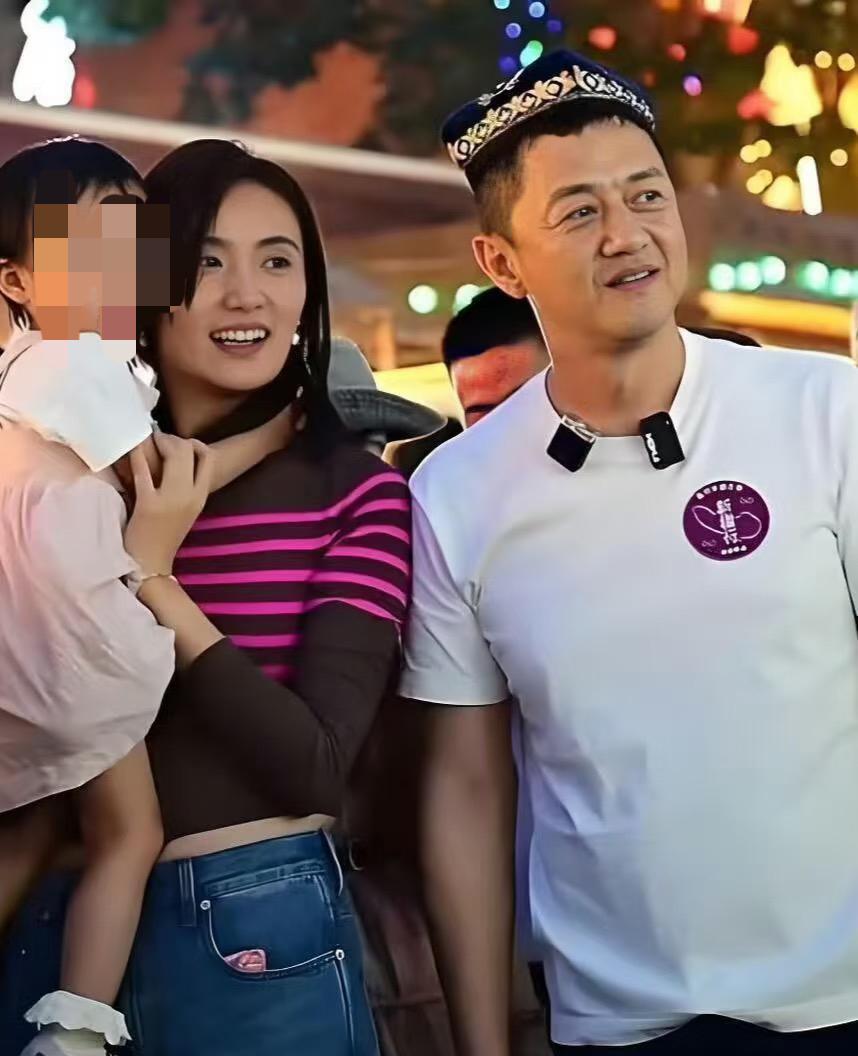 李亚鹏的前妻海哈金喜，
不查不知道，
​一查才知道，原来是块被
婚姻耽误的“宝藏