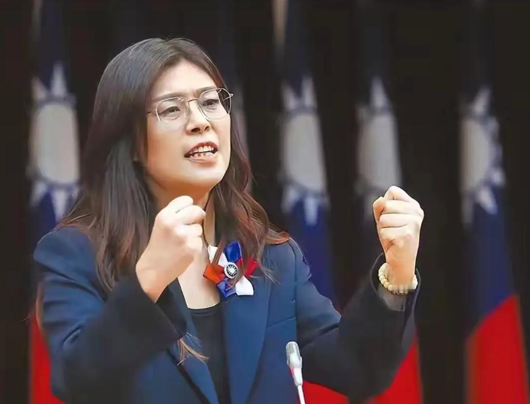 郑丽文欲访美坐收渔利——想得美！

现在，有谁还记得4月份郑丽文的大陆之行说了什