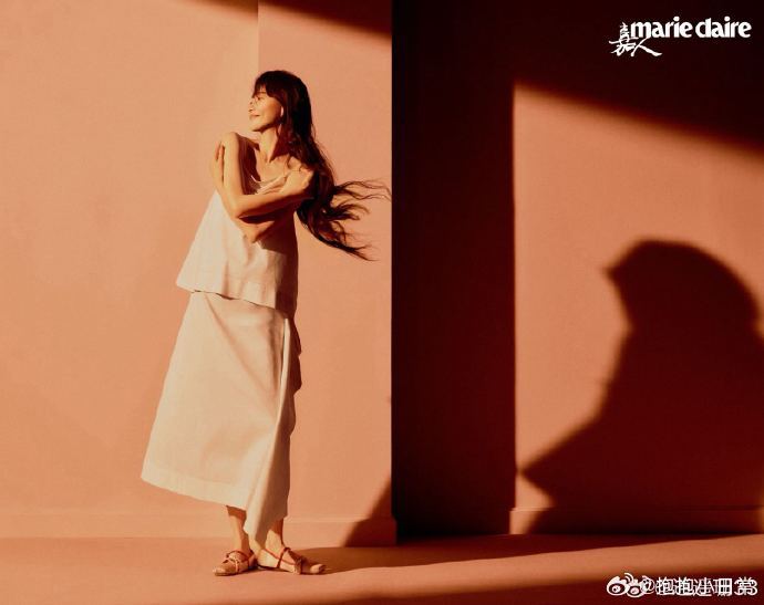 唐嫣一人解锁七种反差风谁能想到一个人能演出七种不一样的感觉，唐嫣这次真的让人眼前