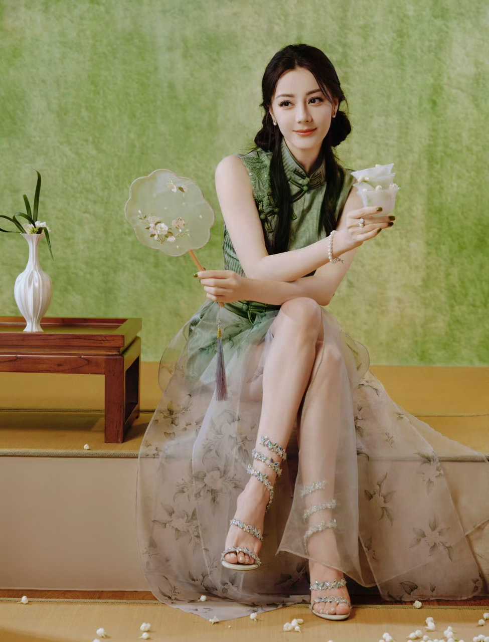 论此女可塑性 ​​​