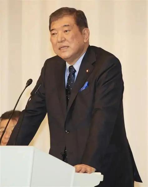 30年来头一次！
 
日本首相石破茂拒绝表态！
 
说白了，就在反法西斯胜利纪念