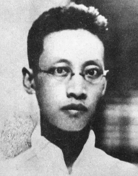 白色恐怖下李汉俊当夜被处决，文盲妻深山育儿20年，家风传承撼人心 
 
1927