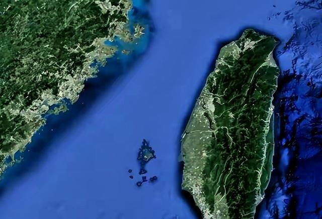 特朗普即将访华，台湾地区此时通过巨额军购，这一来一往的配合，把美国的信誉，台湾的