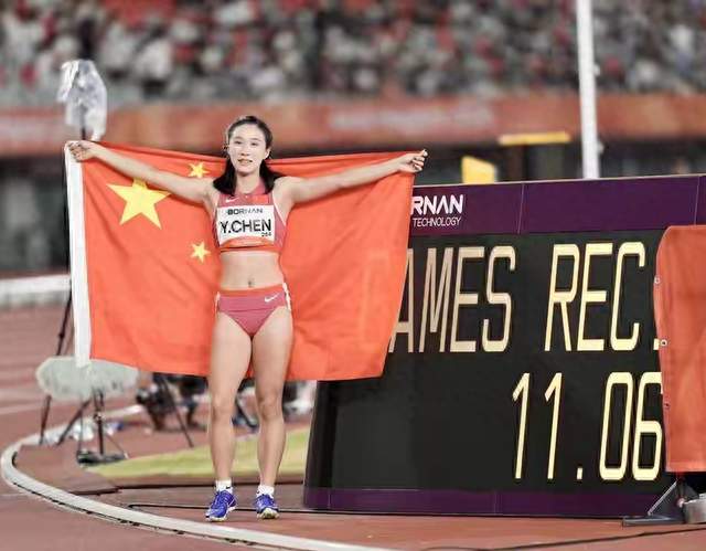 17岁追风少女惊艳亚运！陈妤颉百米飞人大战夺金