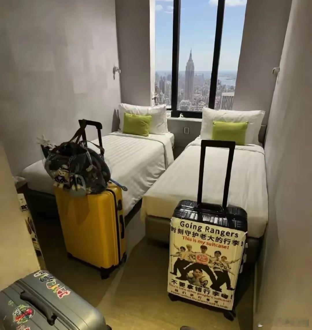 香港，可以看海景的星级宾馆。[鲜花] ​​​