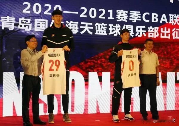 “谁比我高？”高世鳌


我有身高，二米二五俯瞰朝。
我有跳高，篮下霸主孰可挑？