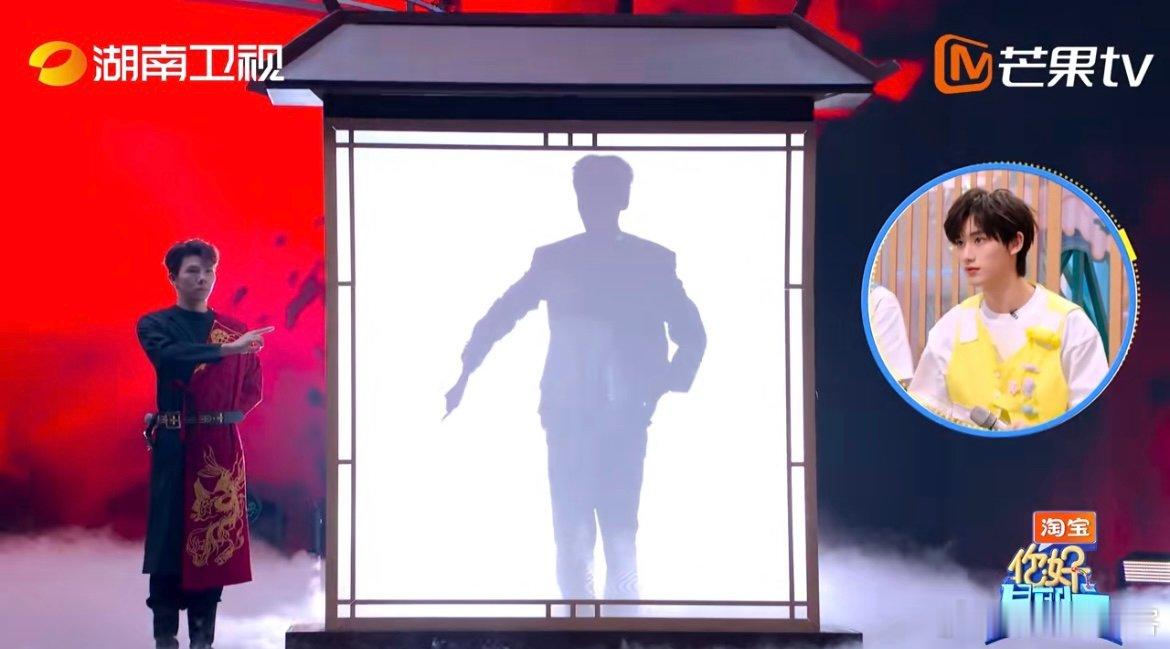 罗云熙方逸伦天下舞台热血感拉满 双男主武侠舞台太顶了！剑招利落、歌声共情，热血感